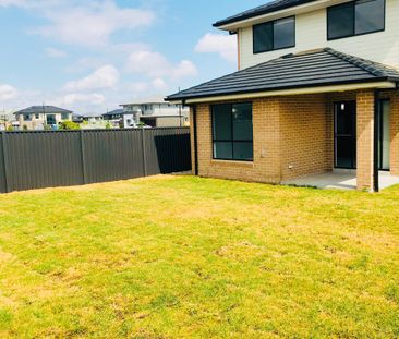 Spacious 4 Bedroom Home For Lease! - Photo 1