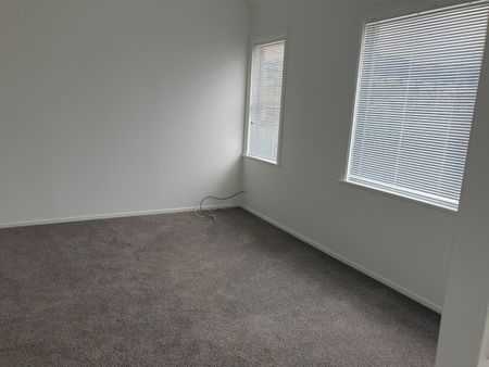 ONE BEDROOM FLAT IN ALICETOWN - Photo 3