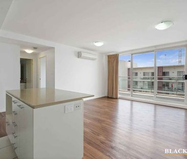 Modern 1-Bedroom Apartment with Facilities - Photo 2