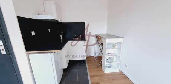 Location Appartement 1 pièce 15m² ROUBAIX 59100 - Photo 2