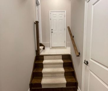 90 Maverick Crescent #Bsmt - Photo 6