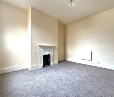 Ham Road, WORTHING - Photo 3