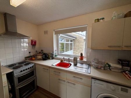 1 bedroom flat to rent - Photo 5