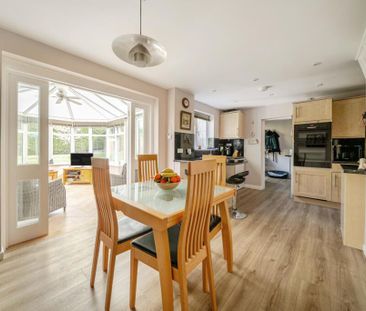 3 bedroom detached house to rent - Photo 2