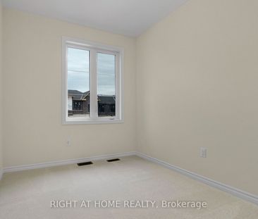 For Lease - 1428 Almonte Drive, Burlington, Ontario - Photo 2