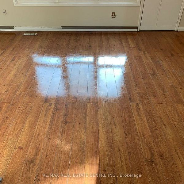 For Lease - 43 Albright Road, Hamilton, Ontario - Photo 1