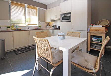 Dakappartement met groot zuid-terras en zicht op het Rivierenhof te huur te Deurne! - Foto 5