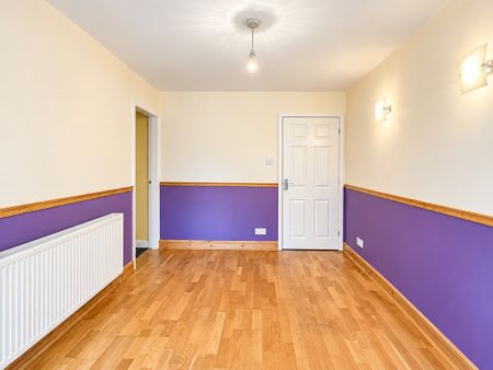 3 bedroom link detached house to let - Photo 4