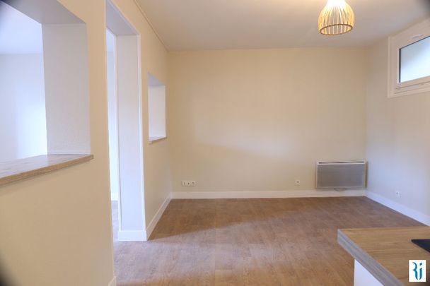 Location Appartement 1 pièce 33m² MONT ST AIGNAN 76130 - Photo 1