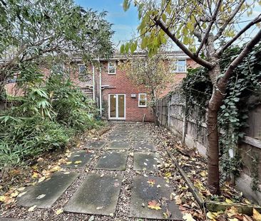 3 bedroom terraced house to rent - Photo 1