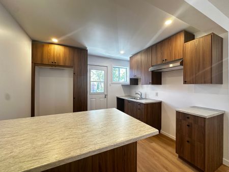 390 9e Avenue, Montréal (Lachine), QC H8S - Photo 5