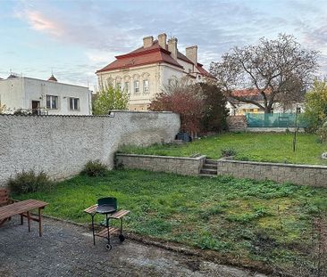 Pronájem bytu 3+1 83 m² - Photo 1