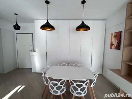 Piata sudului povestei studio dubla - Fotografie 2