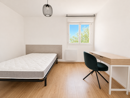 Location Appartement 2 pièces 47m² MARSEILLE 4ème - Photo 4
