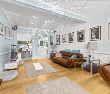 4 bedroom terraced house to rent - Photo 2