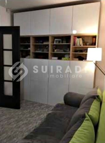 Casa tip duplex, 5 camere, pod, garaj, terasa acoperita, curte, gratar - Fotografie 3