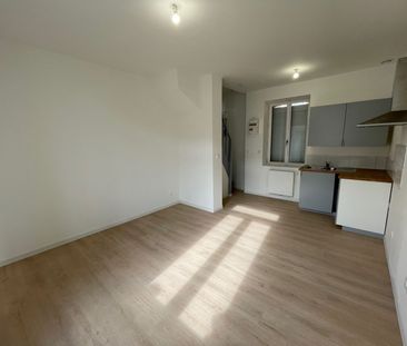 Location Appartement 3 pièces 54m² LILLE 59000 - Photo 6