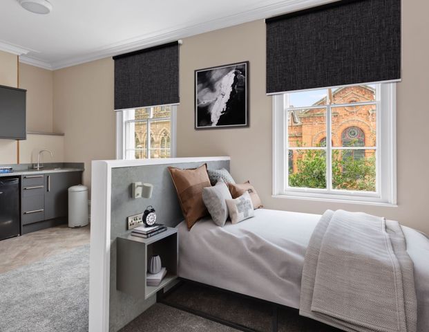 Studio Accommodation - Derby City Centre - Photo 1