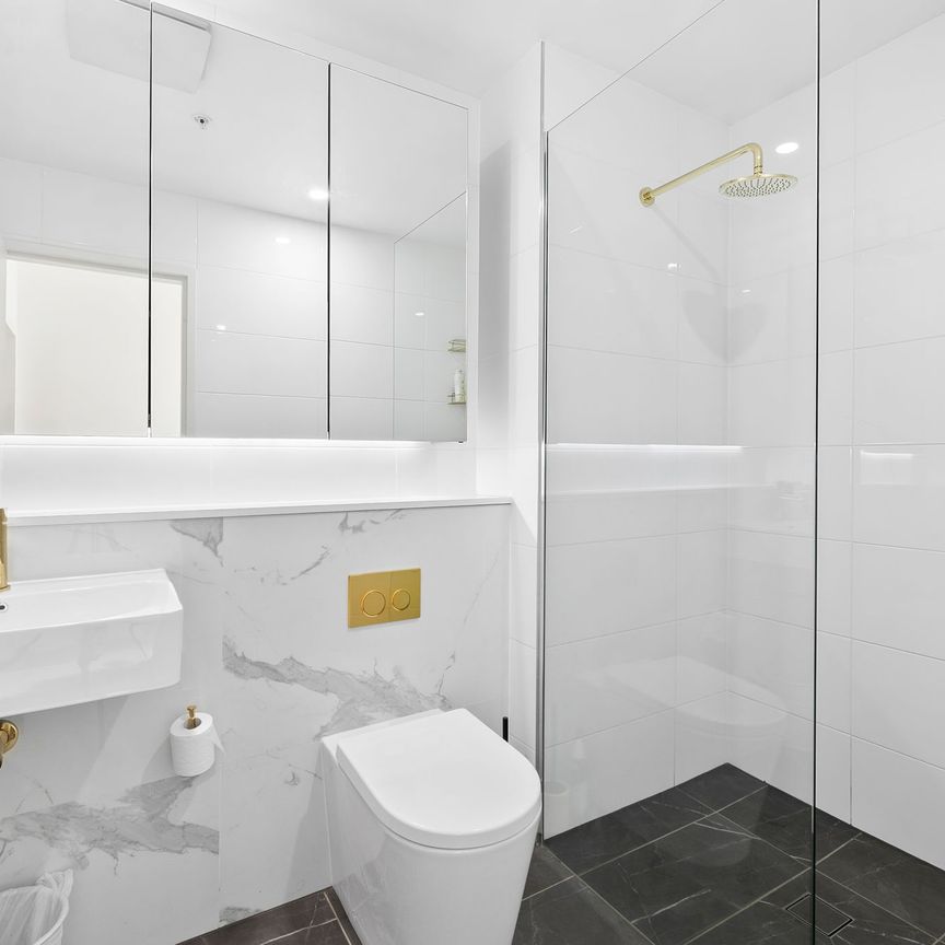 11026/11 Bennelong Pkwy, Wentworth Point NSW 2127 - Apartment For Rent | Domain - Photo 1