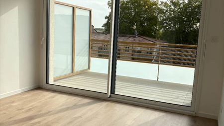 ARS SUR MOSELLE - F2 - RESIDENCE NEUVE - CUISINE EQUIPEE -PARKING - Photo 4