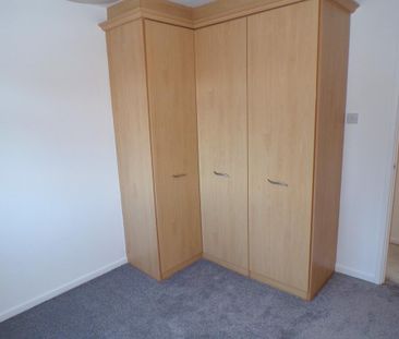 3 bedroom link detached house to rent - Photo 6