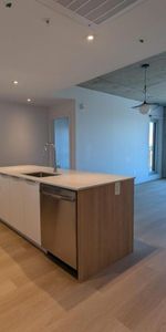 2 CH - 1 SDB - Montreal - $2,175 /mo - Photo 3