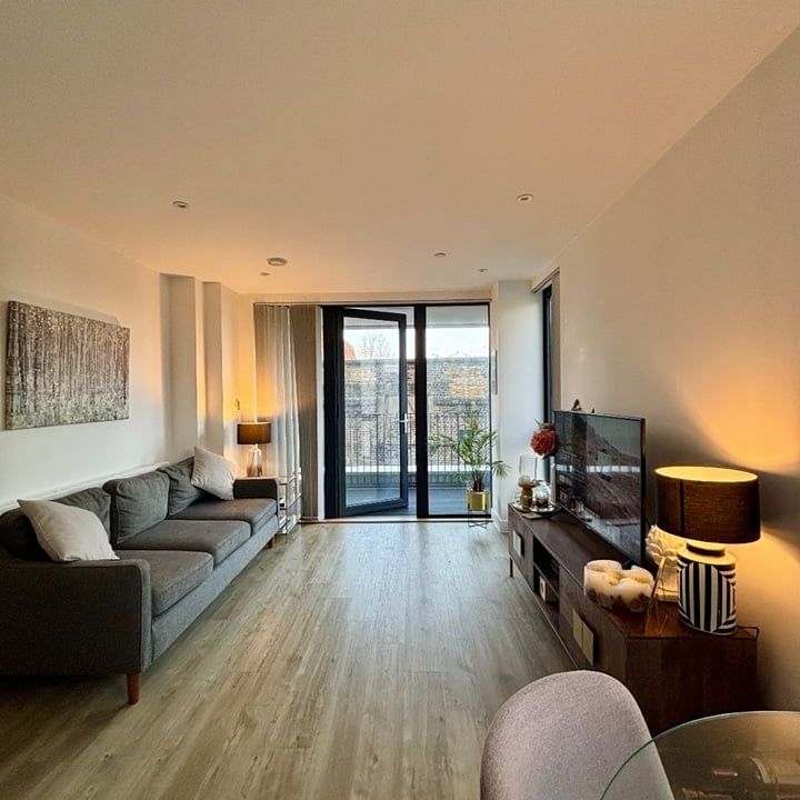 1 Bed Flat, Yorks House, SW9 - Photo 1
