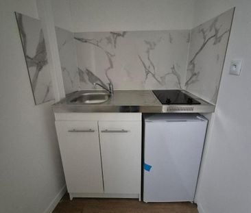 Location Appartement 1 pièce 16m² MACON 71000 - Photo 3