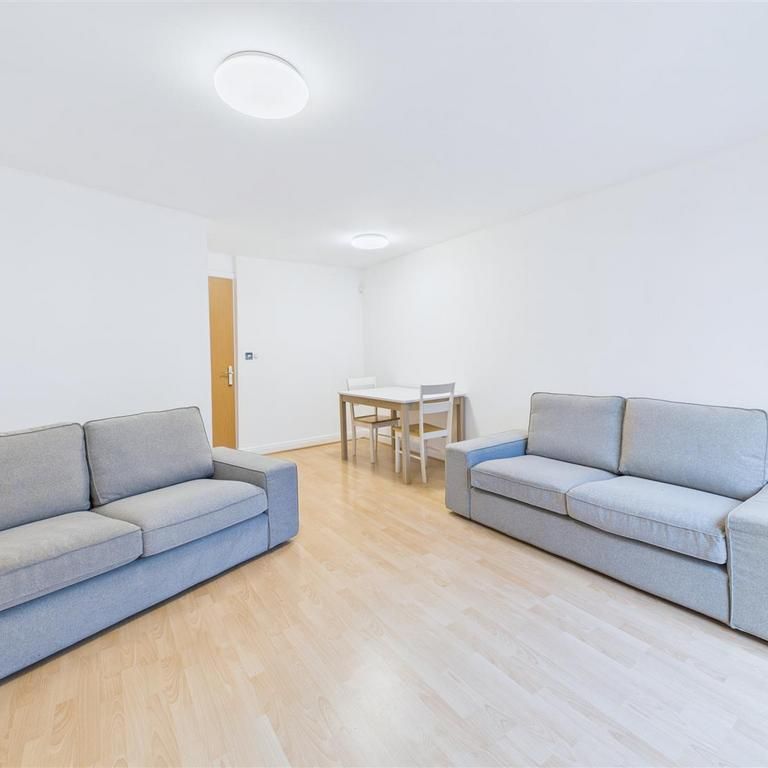 2 bedroom apartment to rent - Photo 1