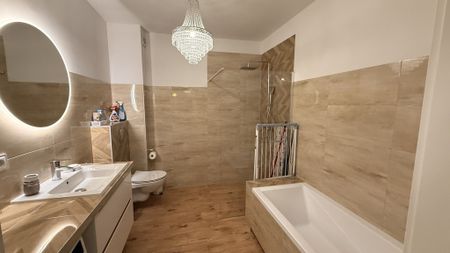 Nieruchomość - Zdjęcie 5