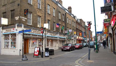 Room in a Shared Flat, Firth House, E2 - Photo 3