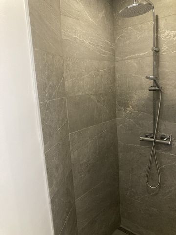 Location Appartement 2 pièces 36m² AURIOL 13390 - Photo 5