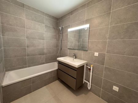 Location Appartement 3 pièces 60m² - Photo 5