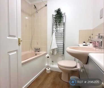 4 bedroom terraced house to rent - Photo 6