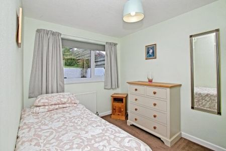 Helston, Helston, TR13 - Photo 3