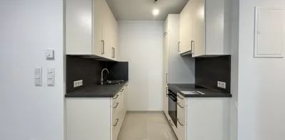 Lichtdurchflutete 2-Zimmer-Wohnung nahe U1 "Troststraße" - Photo 2
