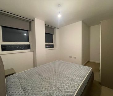 1 Bed Semi-Detached House, Grove House, M16 - Photo 5