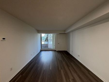 For Lease - 18 Hillcrest Avenue Unit# 301, Toronto, Ontario - Photo 4