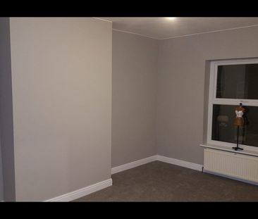 3 Bed Terraced House, Zoar Street, LS27 - Photo 4