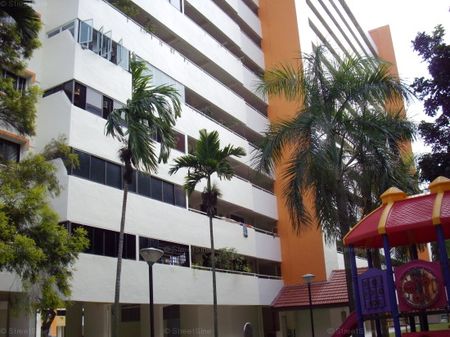 Blk 403 Pandan Gardens (Jurong East), HDB 4 Rooms - For Rent - Photo 5