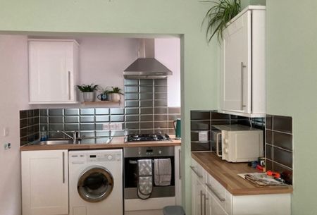 Flat 2, 1-3 Carline Road, Lincoln, LN1 1HL - Photo 4