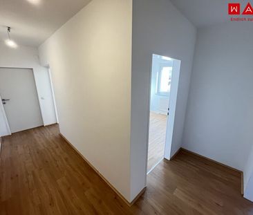neu sanierte familienfreundliche 3-Zimmer Wohnung mit Loggia! - Photo 4