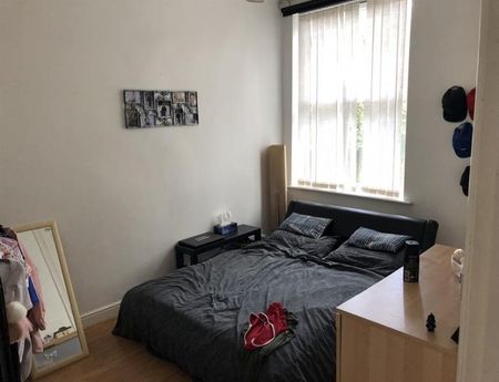 2 Bedroom Terraced To Let - Photo 2