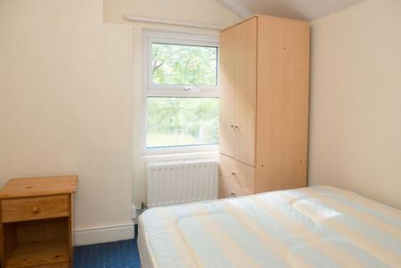 4 bedroom house to rent - Photo 3