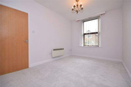 Austin House, 19 Albert Street, Morley, Leeds, LS27 8WP - Photo 4