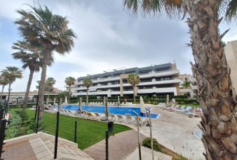 Ref.7533 Two-Bedroom Apartment in the Residential Complex Flamenca Village.