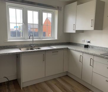 3 bedroom House To Let - Photo 4