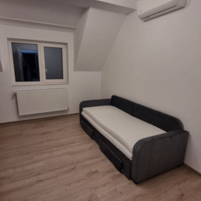 Garsoniera Complexul Studențesc - Fotografie 1