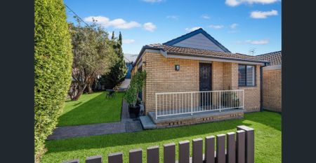 PLEASE DO NOT ATTEND THE PROPERTY BOOK YOUR ONLINE VIDEO TOUR – SEE THE EASY 5 STEP PROCESS BELOW. Please Register To Receive Your Video Tour Link. - Photo 3