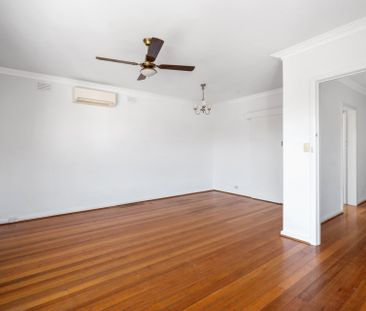 Well Appointed Unit in Suburb Location - Photo 1